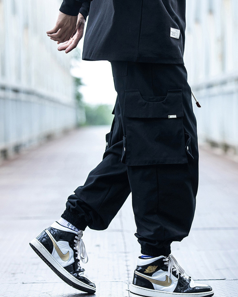 techwear pants,techwear cargo pants,black cargo pants,black cargo pants mens,black cargo pants outfit,cargo jogger pants,baggy cargo pants,baggy cargo pants outfit,street style cargo pants outfit,cargo pants outfits,cargo pants outfit ideas,best cargo pants,utility cargo pants,mens streetwear outfits,cyberpunk pants,multi pocket cargo pants,black pocket pants,cargo pants for men,mens cargo pants,cargo pants men
