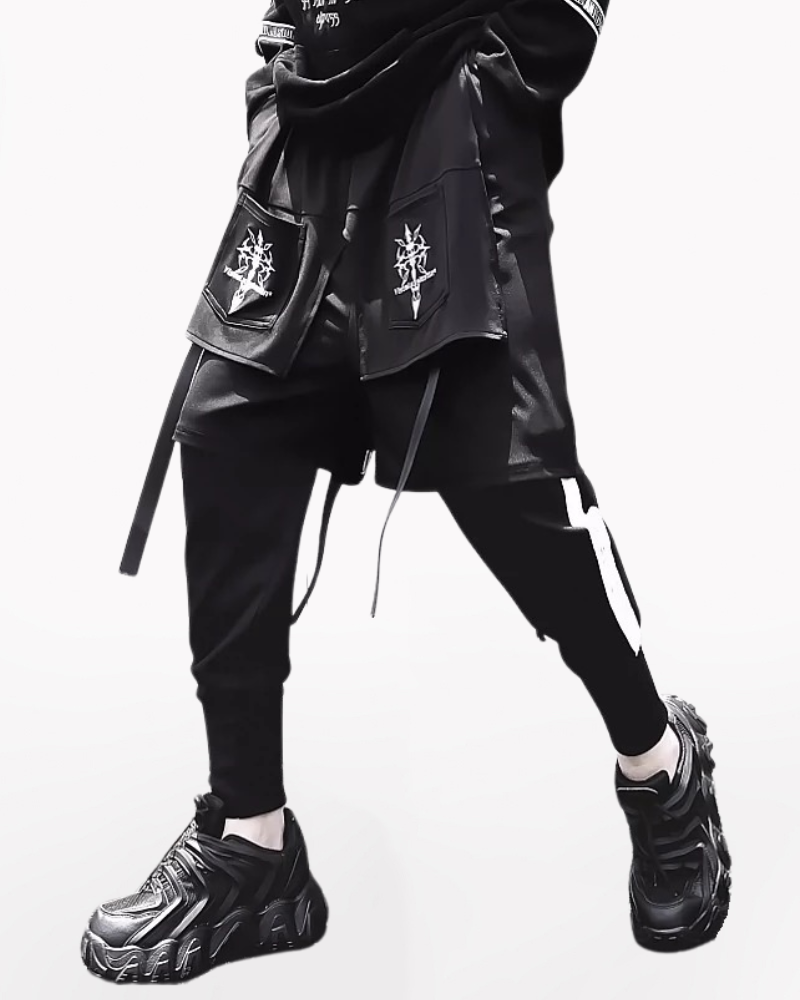 techwear pants,mens streetwear outfits,cyberpunk pants,black cargo pants,black cargo pants mens,black cargo pants outfit,ninja pants,ninja cargo pants,baggy ninja pants,black ninja pants