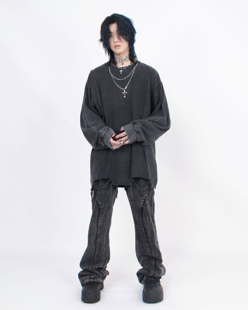 High Street Distressed Raw-Hem Long-Sleeve T-Shirt