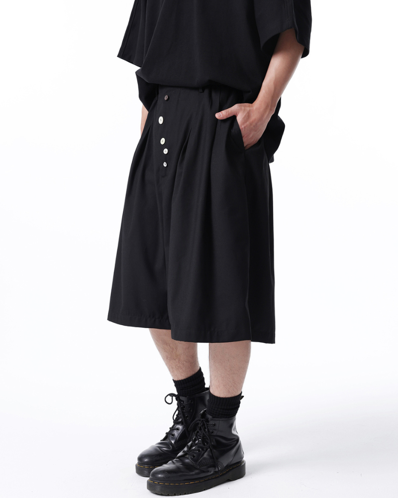 Japanese Style Wide-Leg Pinch-Pleat Button Shorts