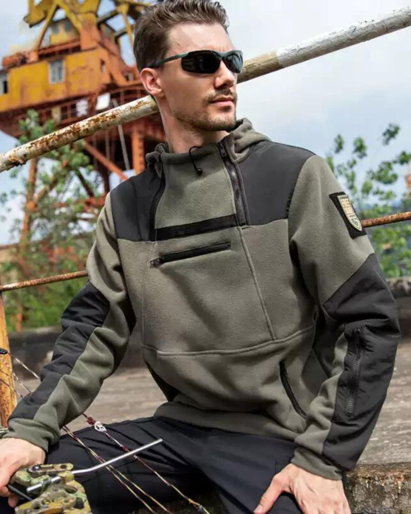 Outdoor Fleece-lined Thickened Tactical Hoodie