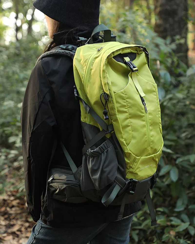 Outdoor Large-Capacity Mountaineering & Hiking Backpack