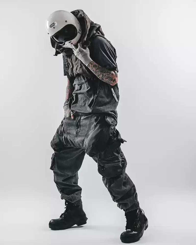 Post-Apocalyptic Dark-Wash Multi-Pocket Cargo Pants