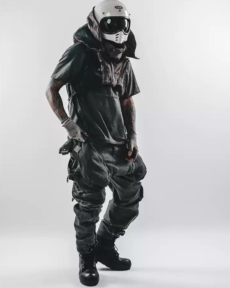 Post-Apocalyptic Dark-Wash Multi-Pocket Cargo Pants