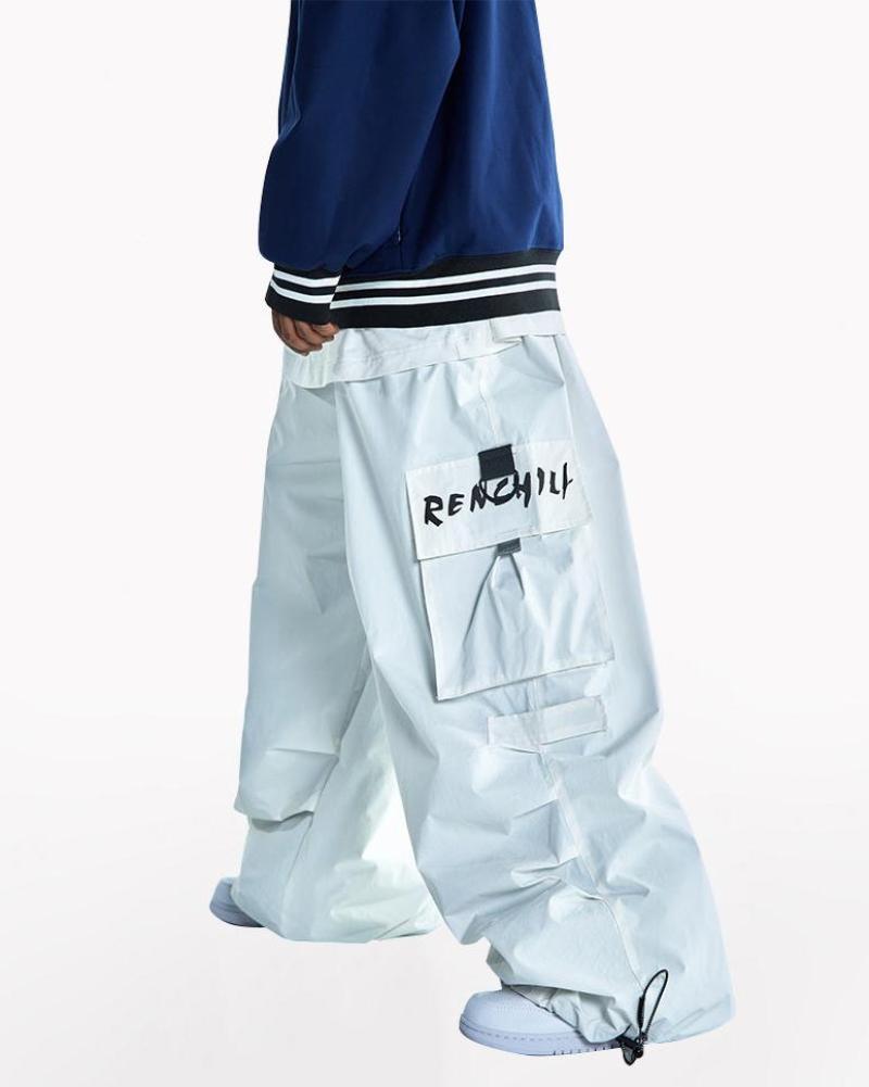 snow pants,baggy snow pants,waterproof snow pants,lightweight snow pants,insulated snow pants,cargo snow pants,snow ski pants,ski pants,best ski pants,white ski pants,baggy ski pants,black ski pants,snow pants women,womens snow pants,women&