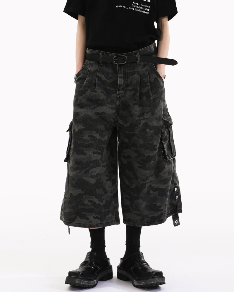 Street Deconstructed Washed Cargo Camo Jorts