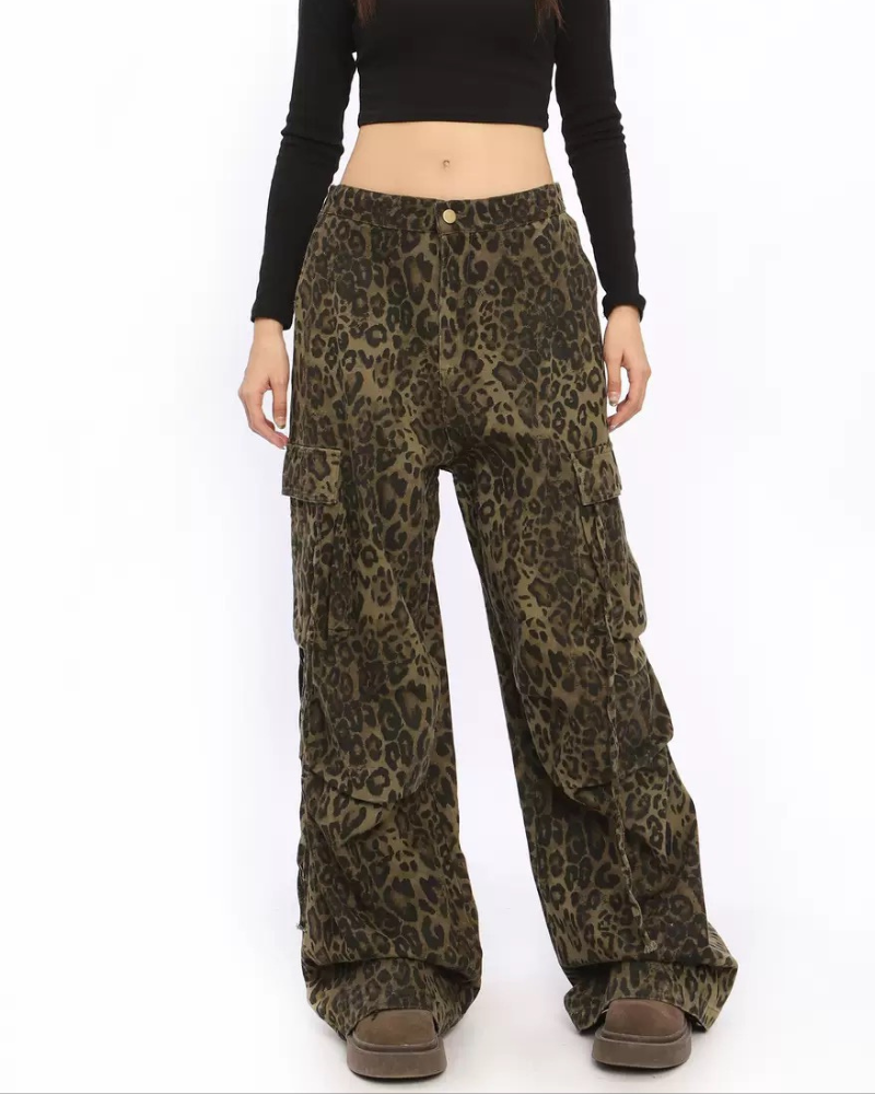 Streetwear Women’s High-Waist Cargo Leopard Jeans