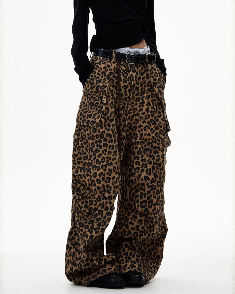 Streetwear Unisex Loose-Fit Cargo Leopard Jeans