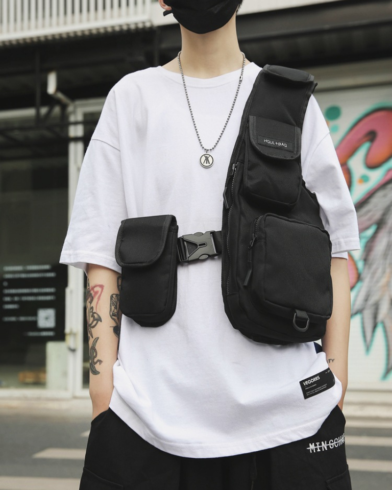 Techwear vest,tactical vest,fishing vest,black vest,motorcycle vest,hunting vest,lightweight mens outdoor vests,outdoor vests,vest jacket,cropped vest,utility vest,biker vest,cargo vest,sleeveless vest,vest outfits,mens vests,vests for men,black vest mens,tactical vest for men,mens black vest