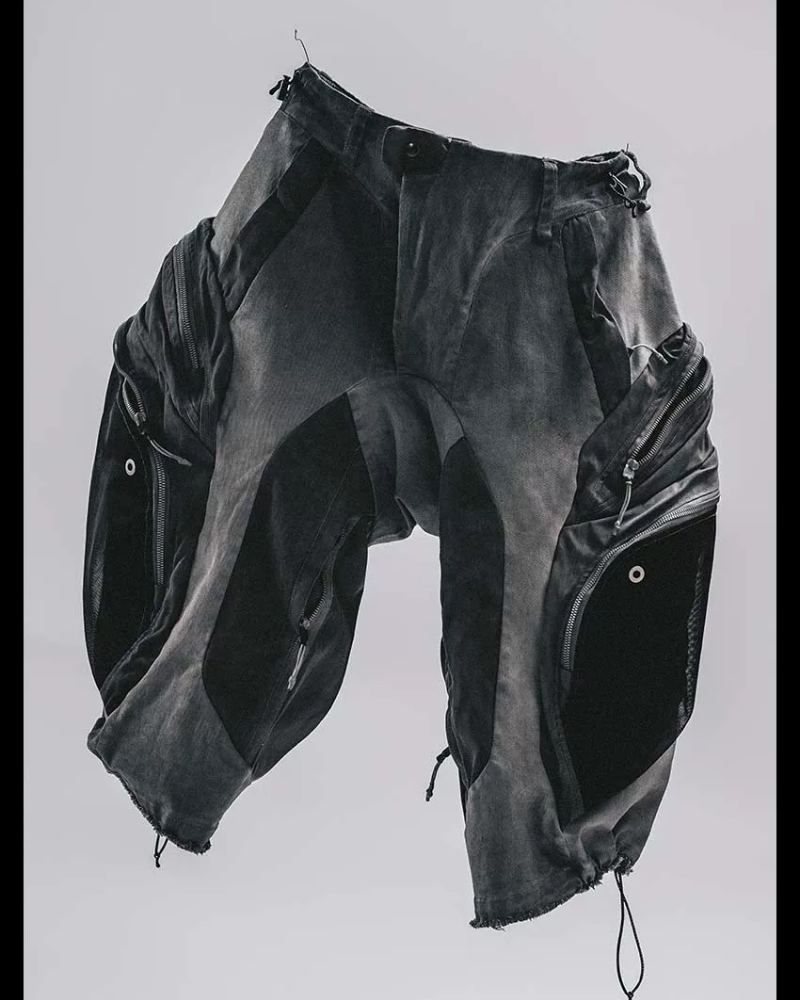 Wasteland Style Distressed Multi-Pocket Cargo Shorts