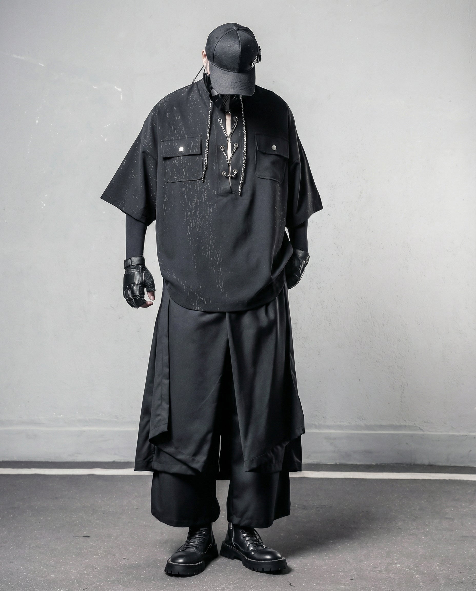 Darkwear Chain Lace-Up Textured Short Sleeve Shirt