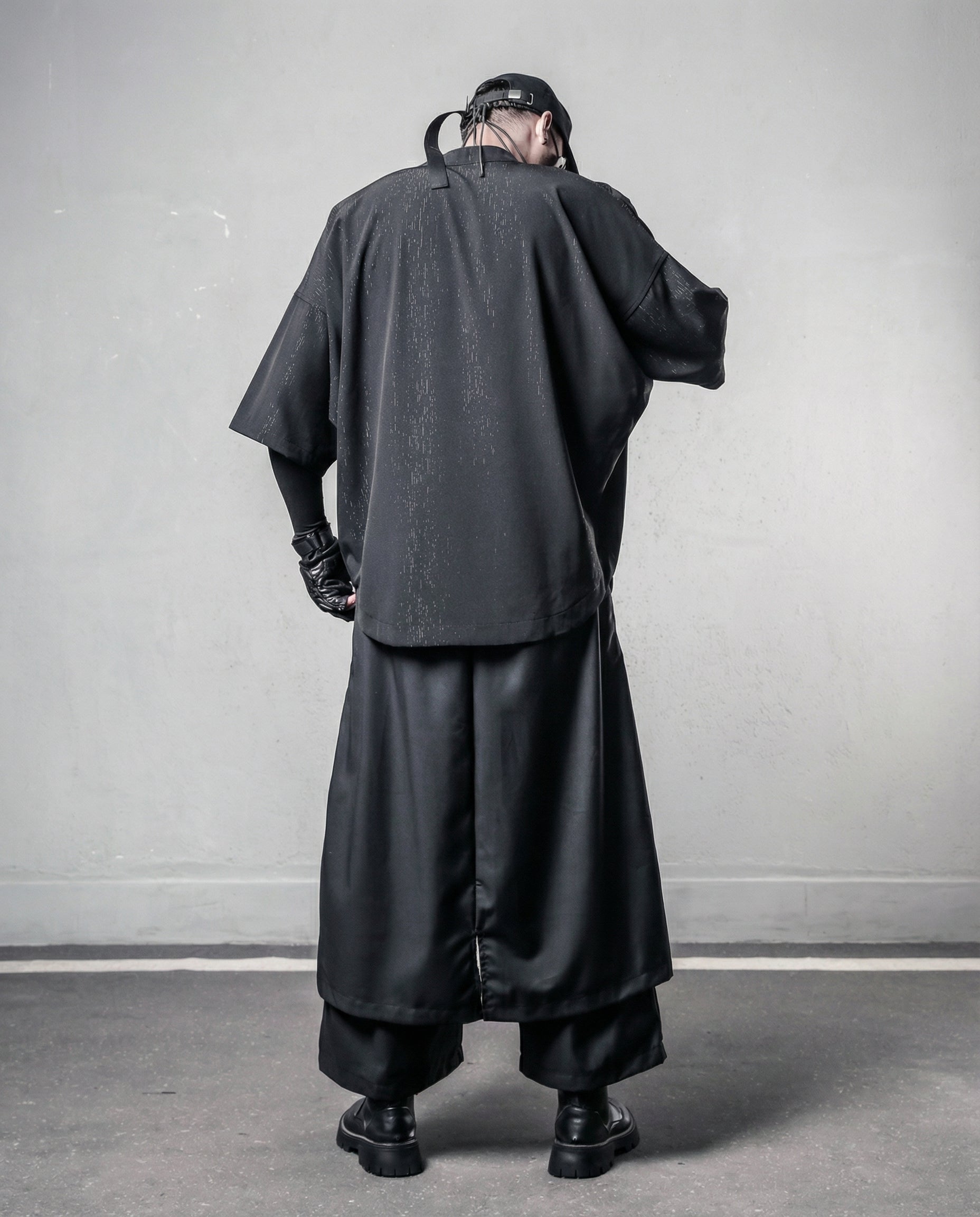 Darkwear Chain Lace-Up Textured Short Sleeve Shirt