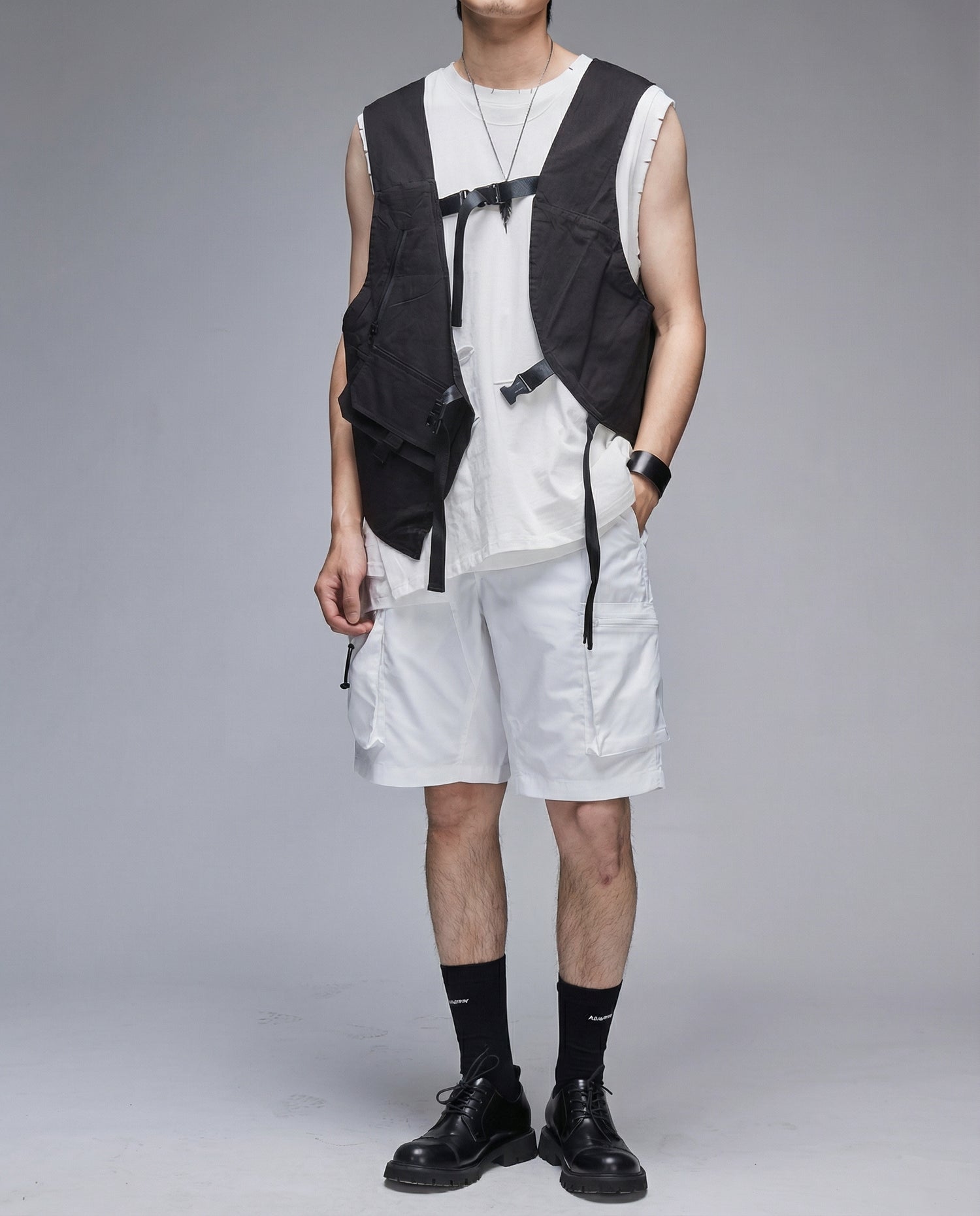  Techwear Water-Repellent Belted Cargo Shorts 