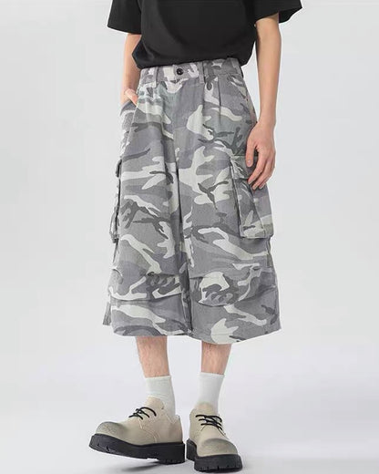 Unisex Multi-Pocket Camo Cargo Jorts