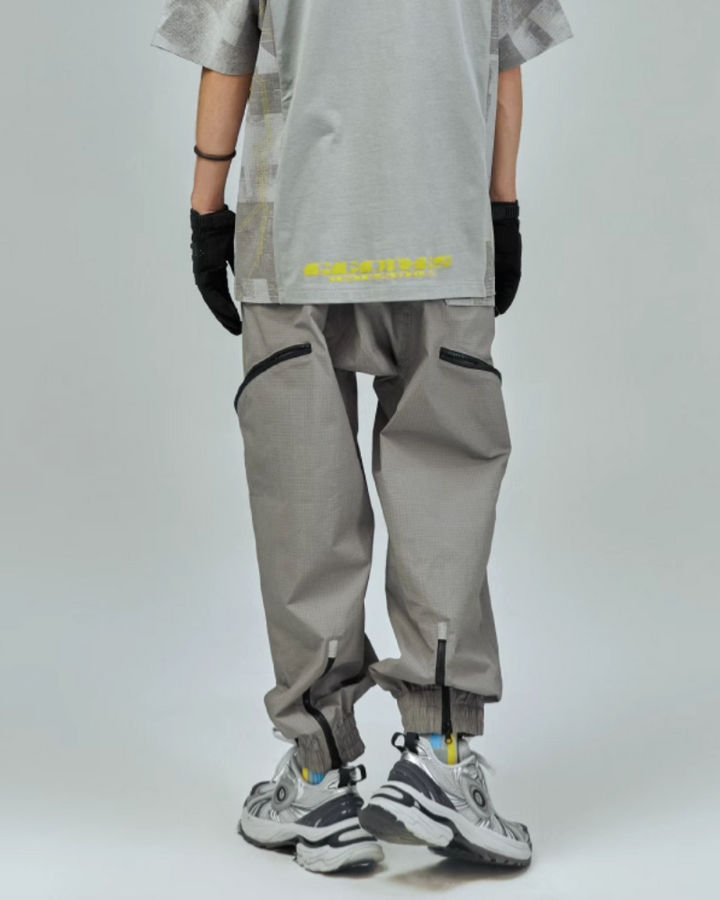 techwear pants,techwear cargo pants,black cargo pants,black cargo pants mens,black cargo pants outfit,cargo jogger pants,baggy cargo pants,baggy cargo pants outfit,street style cargo pants outfit,cyberpunk outfits,cyberpunk 2077 outfits,techwear cyberpunk outfits male,cyberpunk clothing,cyberpunk clothing style,cyberpunk inspired clothing,futuristic cyberpunk clothing,men's cyberpunk clothing