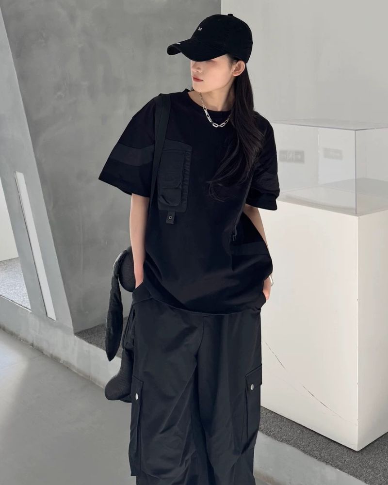 techwear shirt，techwear shirts，Techwear T-shirts，tactical shirt，tactical combat shirt，long sleeve tactical shirt，cyberpunk techwear，japanese techwear，streetwear graphic tees，oversized tees，plus size graphic tees，rapper graphic tees，rapper tees，mens pocket tees，pocket tees mens，mens tees sale，mens muscle tees，mens black tees，black t-shirt，mens long sleeve t-shirt，hip hop t shirts，rock tshirts，oversized t shirts
