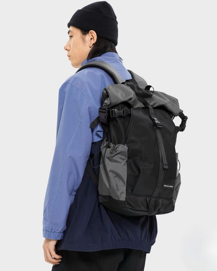 tech backpack,motorcycle backpack,hunting backpack,large backpack,lightweight backpack,backpack for traveling,japanese backpack,travel backpack for men,backpack for women,men's backpack,techwear,tech wear,affordable techwear,techwear fashion,Japanese techwear,urban streetwear