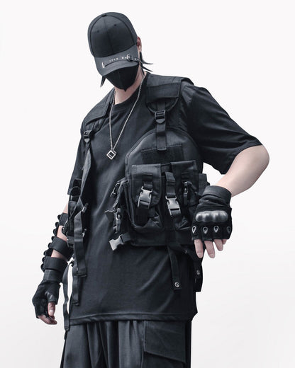 Techwear vest,tactical vest,fishing vest,black vest,motorcycle vest,hunting vest,lightweight mens outdoor vests,outdoor vests,vest jacket,cropped vest,utility vest,biker vest,cargo vest,sleeveless vest,vest outfits,mens vests,vests for men,black vest mens,tactical vest for men,mens black vest