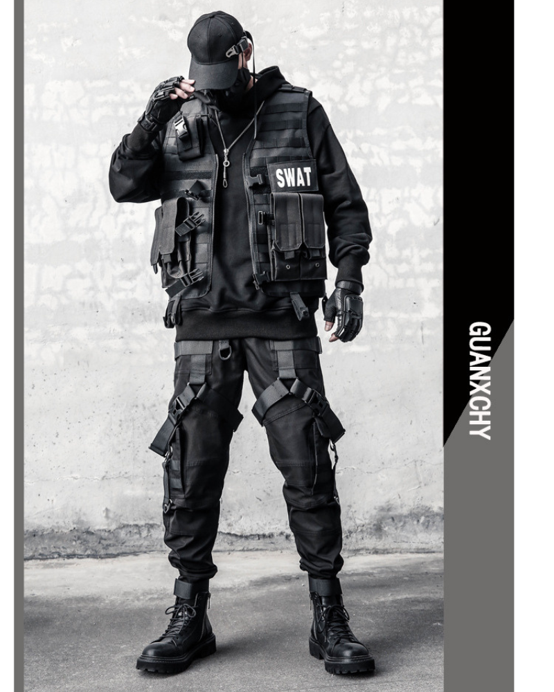 Functional Multi-Ribbon Buckle Black Cargo Pants