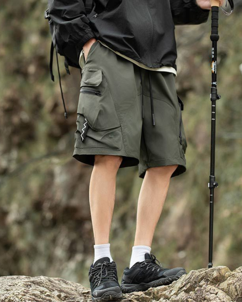 Functional Outdoor Quick-Drying Cargo Shorts