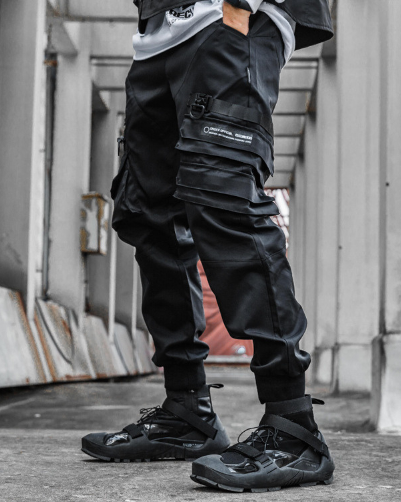 techwear pants,techwear cargo pants,black cargo pants,black cargo pants mens,black cargo pants outfit,cargo jogger pants,baggy cargo pants,baggy cargo pants outfit,street style cargo pants outfit,cargo pants outfits,cargo pants outfit ideas,best cargo pants,utility cargo pants,mens streetwear outfits,cyberpunk pants,multi pocket cargo pants,black pocket pants,cargo pants for men,mens cargo pants,cargo pants men