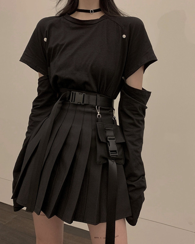 cargo skirt,cargo mini skirt,black cargo skirt,mini cargo skirt,cargo maxi skirt,cargo skirt long,cargo skirt mini,long cargo skirt,khaki cargo skirt,cargo skirt outfit,,a line skirt,techwear outfits,techwear fashion,casual techwear,techwear girls,techwear skirt,techwear women