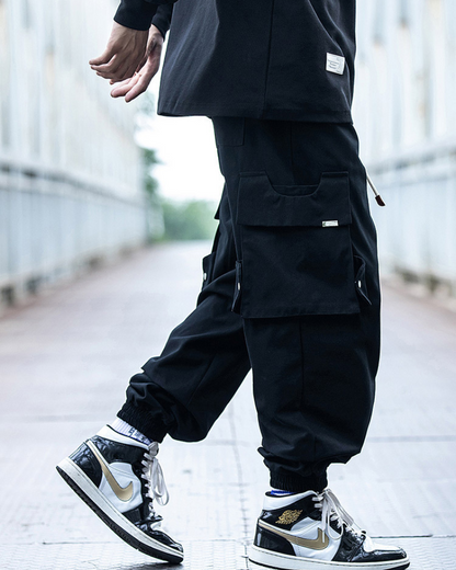 techwear pants,techwear cargo pants,black cargo pants,black cargo pants mens,black cargo pants outfit,cargo jogger pants,baggy cargo pants,baggy cargo pants outfit,street style cargo pants outfit,cargo pants outfits,cargo pants outfit ideas,best cargo pants,utility cargo pants,mens streetwear outfits,cyberpunk pants,multi pocket cargo pants,black pocket pants,cargo pants for men,mens cargo pants,cargo pants men