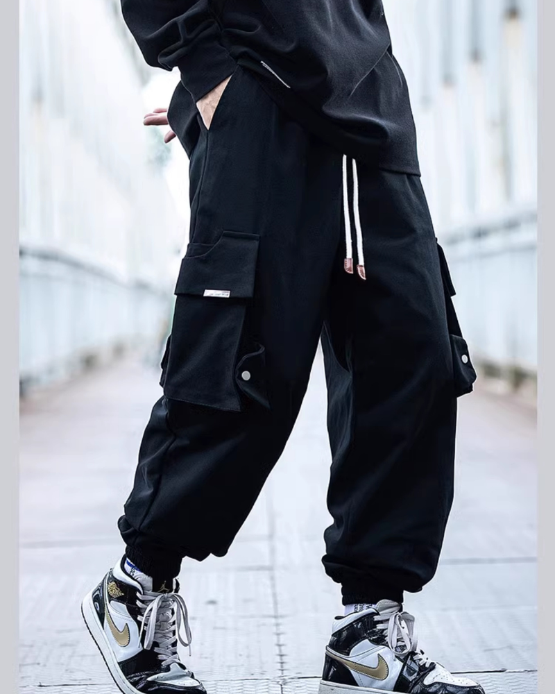 techwear pants,techwear cargo pants,black cargo pants,black cargo pants mens,black cargo pants outfit,cargo jogger pants,baggy cargo pants,baggy cargo pants outfit,street style cargo pants outfit,cargo pants outfits,cargo pants outfit ideas,best cargo pants,utility cargo pants,mens streetwear outfits,cyberpunk pants,multi pocket cargo pants,black pocket pants,cargo pants for men,mens cargo pants,cargo pants men