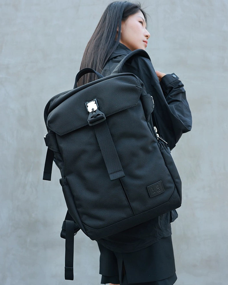 tech backpack,motorcycle backpack,hunting backpack,large backpack,lightweight backpack,backpack for traveling,japanese backpack,travel backpack for men,backpack for women,men's backpack,techwear,tech wear,affordable techwear,techwear fashion,Japanese techwear,urban streetwear