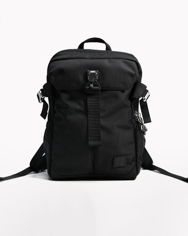 tech backpack,motorcycle backpack,hunting backpack,large backpack,lightweight backpack,backpack for traveling,japanese backpack,travel backpack for men,backpack for women,men's backpack,techwear,tech wear,affordable techwear,techwear fashion,Japanese techwear,urban streetwear