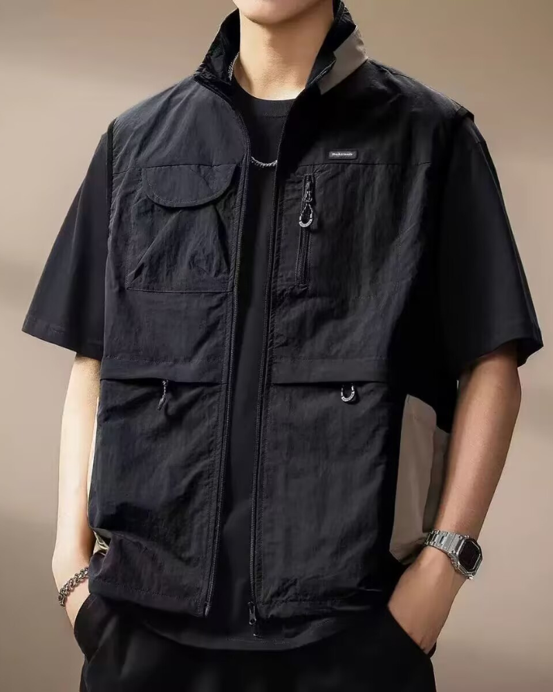Functional Outdoor Multi-Pocket Vest