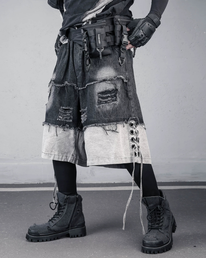 High-Street Wasteland Ripped Hem Washed Denim Shorts