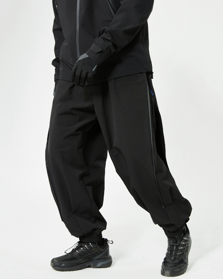 hakama pants,techwear pants,mens streetwear outfits,cyberpunk pants,black cargo pants,black cargo pants mens,black cargo pants outfit,ninja pants,ninja cargo pants,baggy ninja pants,black ninja pants