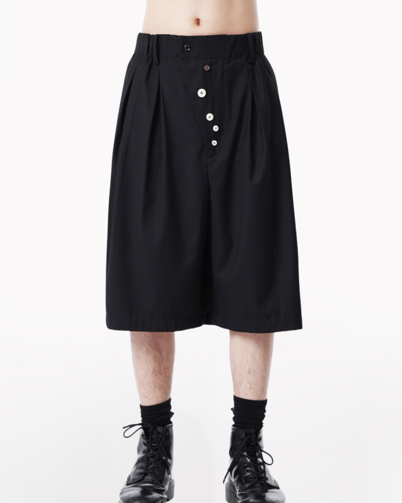 Japanese Style Wide-Leg Pinch-Pleat Button Shorts