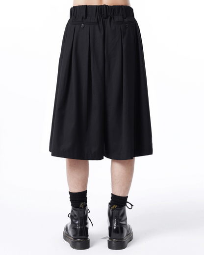 Japanese Style Wide-Leg Pinch-Pleat Button Shorts