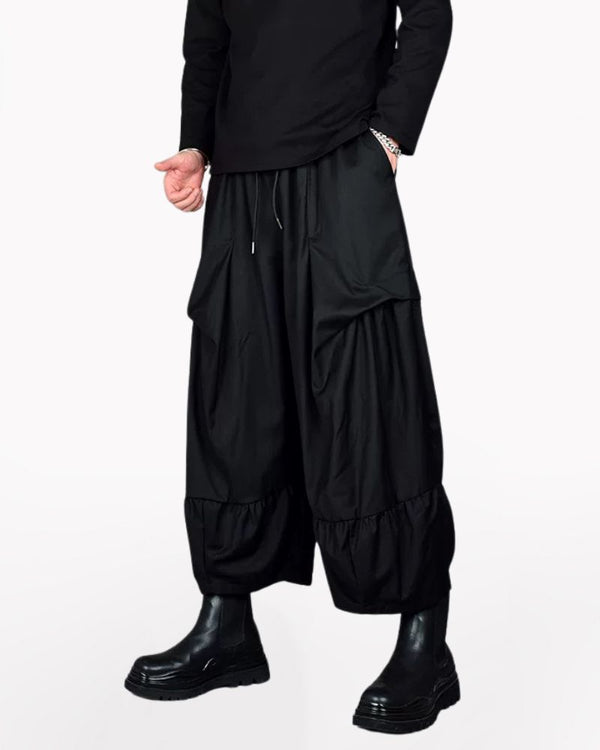 hakama pants,techwear pants,mens streetwear outfits,cyberpunk pants,black cargo pants,black cargo pants mens,black cargo pants outfit,ninja pants,ninja cargo pants,baggy ninja pants,black ninja pants