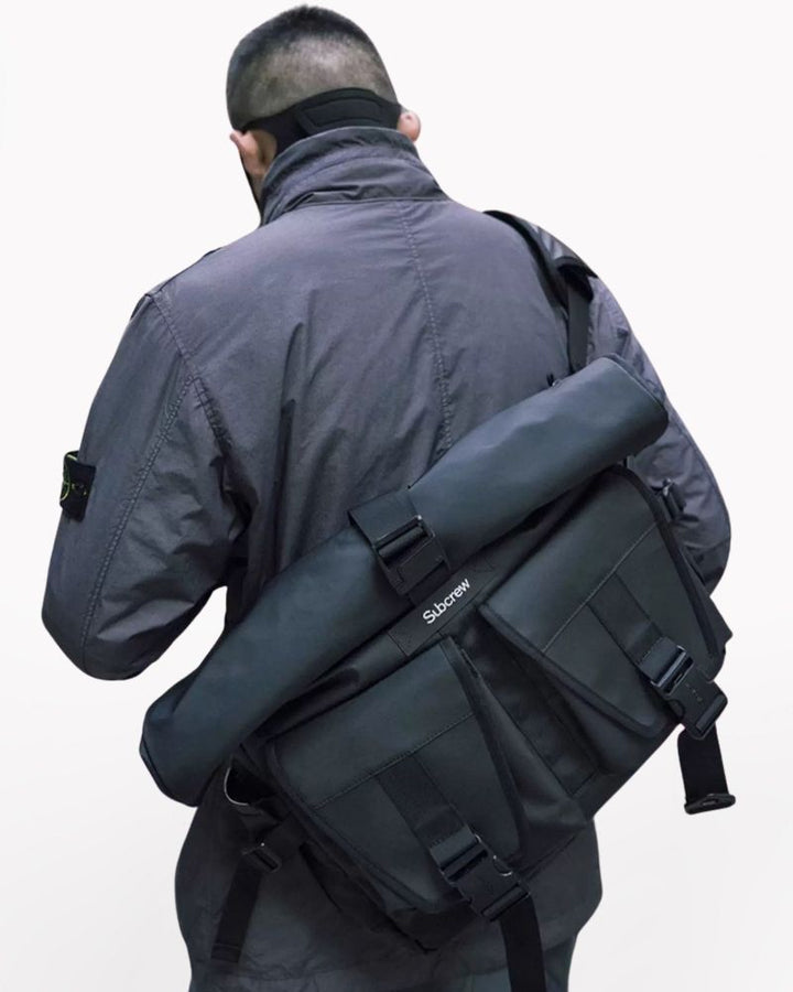 tech backpack,motorcycle backpack,hunting backpack,large backpack,lightweight backpack,backpack for traveling,japanese backpack,travel backpack for men,backpack for women,men's backpack,techwear,tech wear,affordable techwear,techwear fashion,Japanese techwear,urban streetwear