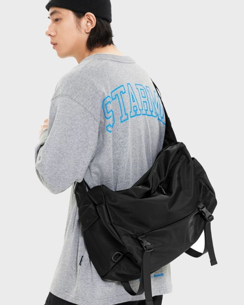 tech bag, corssbody bag, bags,tech backpack,motorcycle backpack,hunting backpack,large backpack,lightweight backpack,backpack for traveling,japanese backpack,travel backpack for men,backpack for women,men&