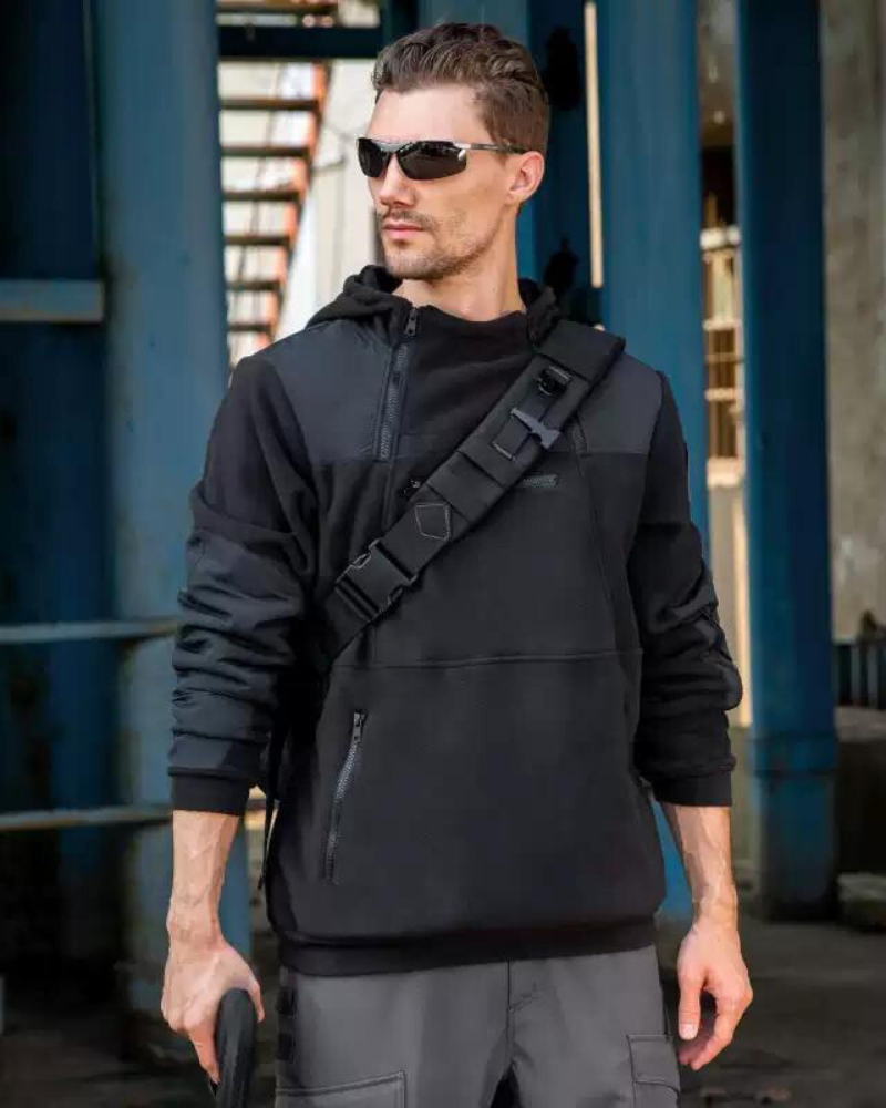 Outdoor Fleece-lined Thickened Tactical Hoodie
