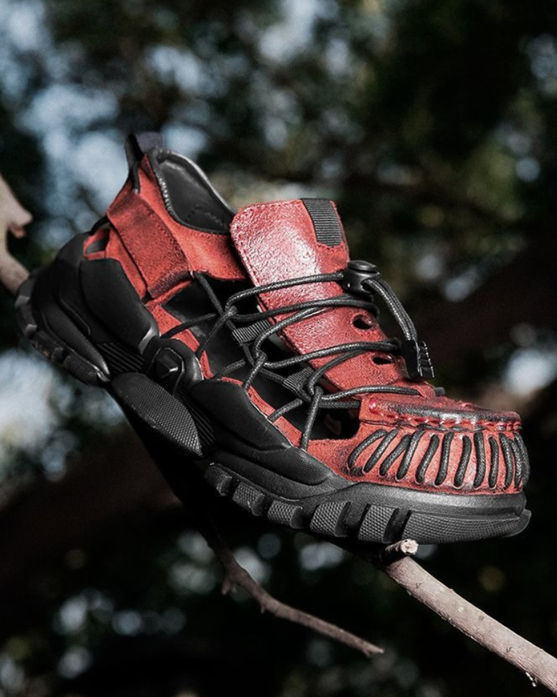 Outdoor Hiking Wading Shoes Beach Sandals