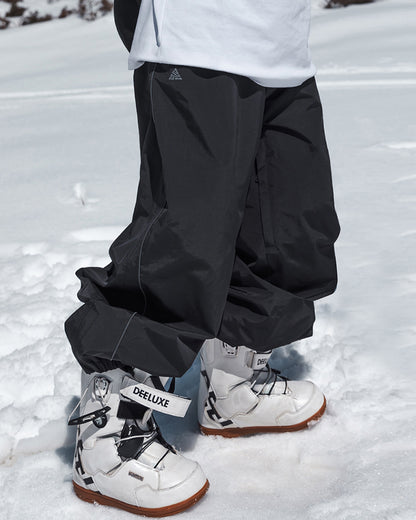 snow pants,baggy snow pants,waterproof snow pants,lightweight snow pants,insulated snow pants,cargo snow pants,snow ski pants,ski pants,best ski pants,white ski pants,baggy ski pants,black ski pants,snow pants women,womens snow pants,women&