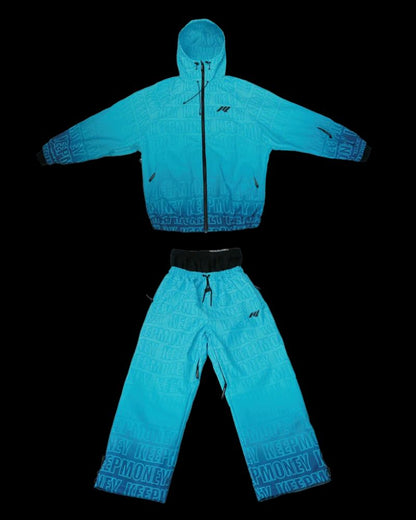 snow gear,snow clothes,snow outfits,snow wear,ski wear，ski clothes，ski outfit，ski outfits，ski outfits women，ski clothing，snow ski，ski clothes women，ski apparel，ski gear,snowboarding clothes,skiing clothes,skiing outfit,snowboard gear,snowboard outfit
