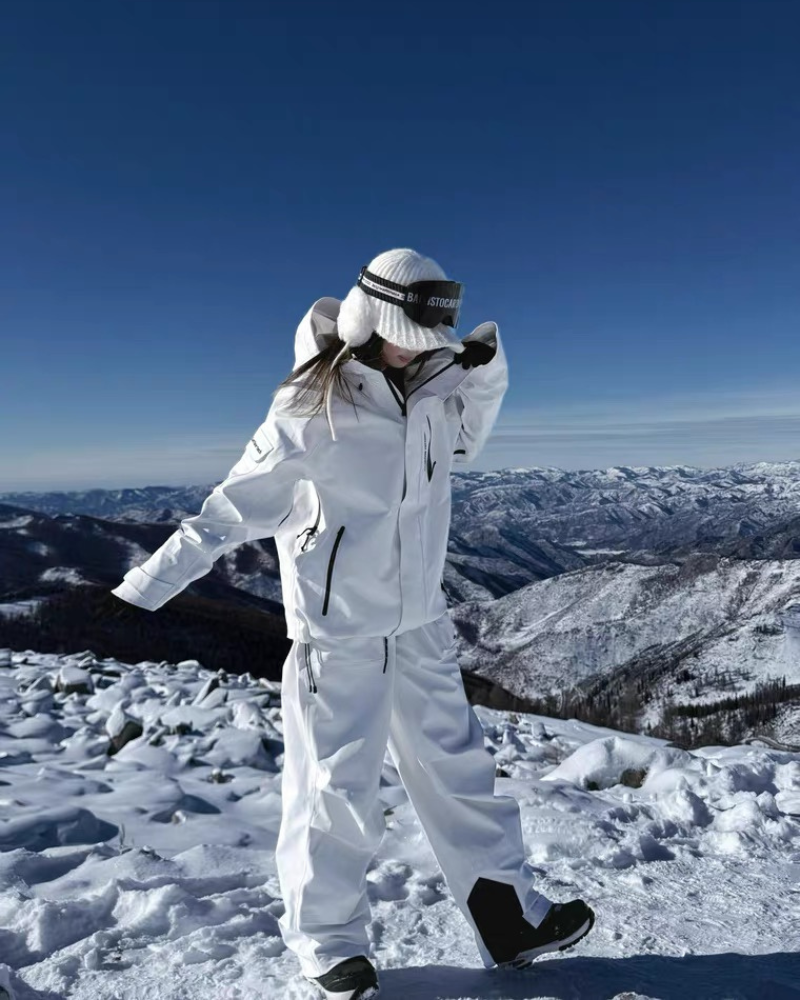 Ski Wear 3L Waterproof Windproof Hardshell Snowboard Suit -Unisex