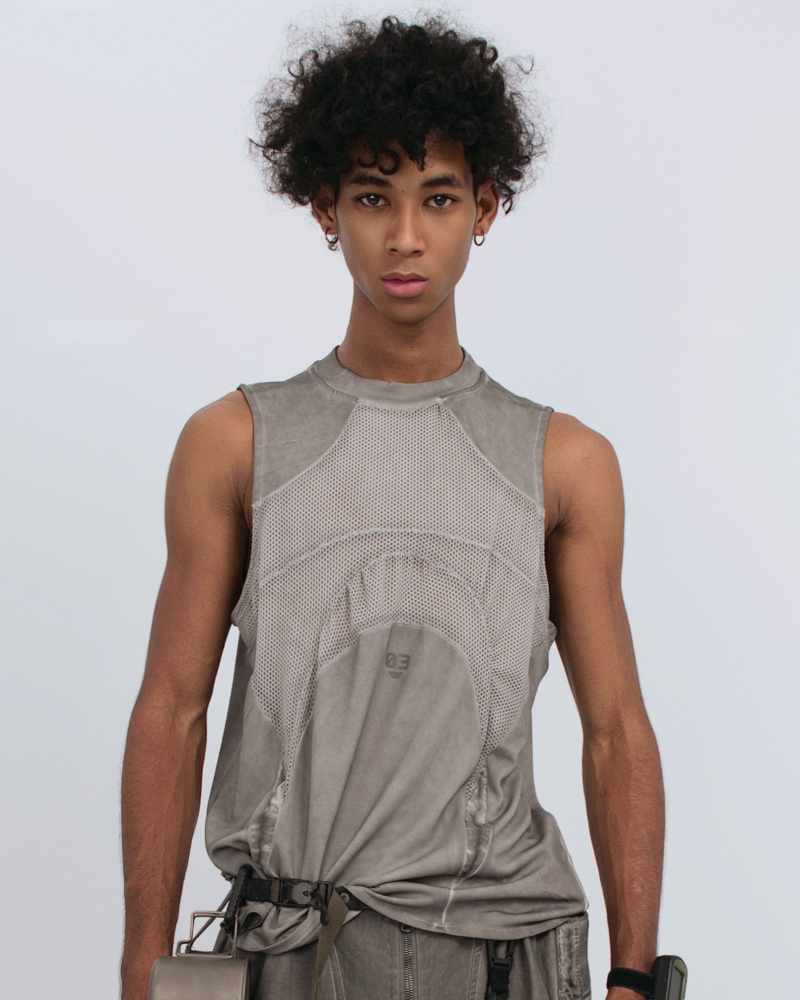 Steampunk-Inspired Wasteland Distressed Sleeveless T-Shirt