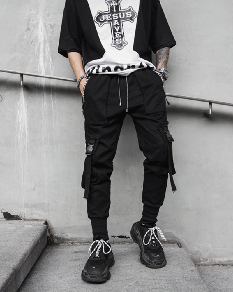 techwear pants,techwear cargo pants,black cargo pants,black cargo pants mens,black cargo pants outfit,cargo jogger pants,slim fit cargo pants,slim cargo pants,street style cargo pants outfit,cargo pants outfits,cargo pants outfit ideas,best cargo pants,utility cargo pants,mens streetwear outfits,cyberpunk pants,multi pocket cargo pants,black pocket pants,cargo pants for men,mens cargo pants,cargo pants men