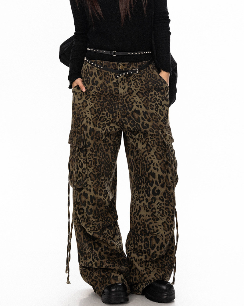 Streetwear Women’s High-Waist Cargo Leopard Jeans