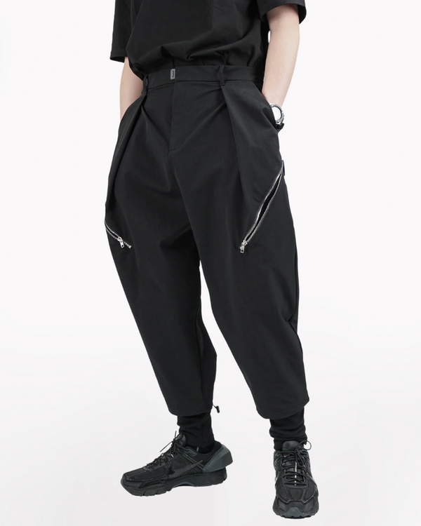 hakama pants,techwear pants,mens streetwear outfits,cyberpunk pants,black cargo pants,black cargo pants mens,black cargo pants outfit,ninja pants,ninja cargo pants,baggy ninja pants,black ninja pants