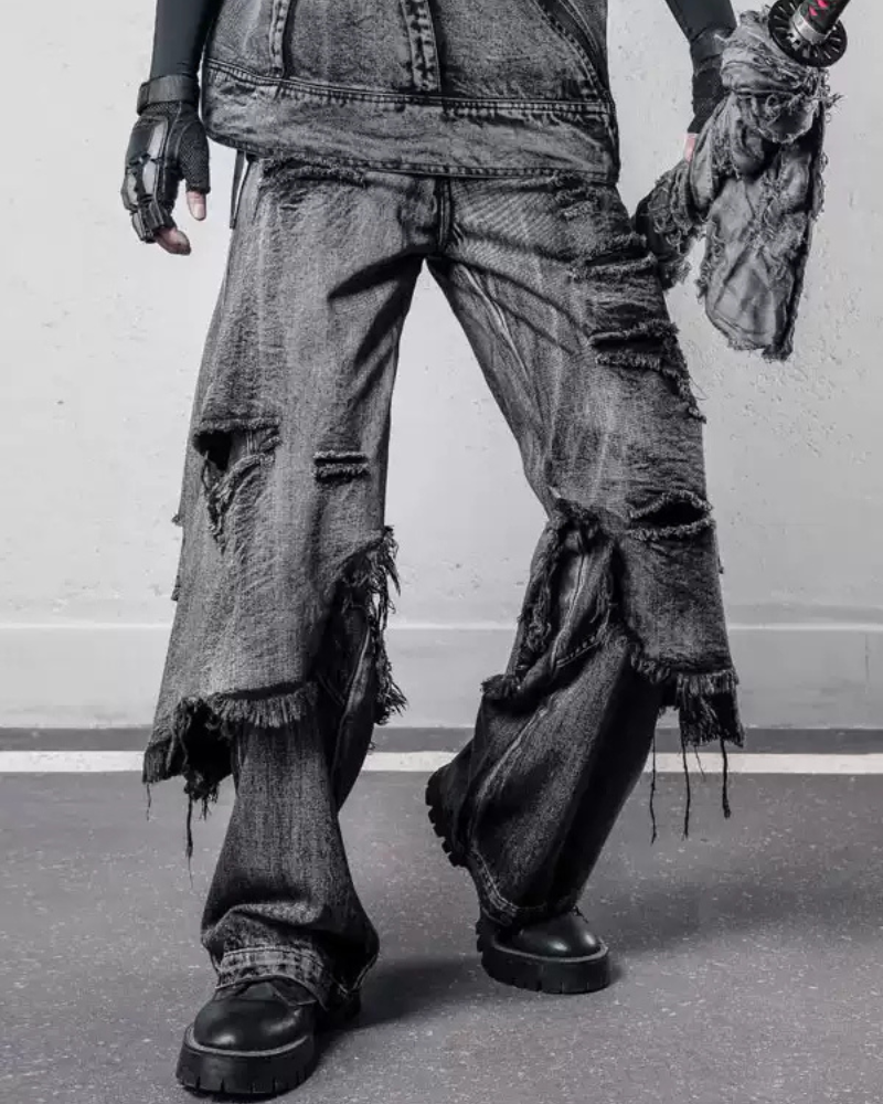 Wasteland Dual-Layer Frayed Hem Ripped Jeans