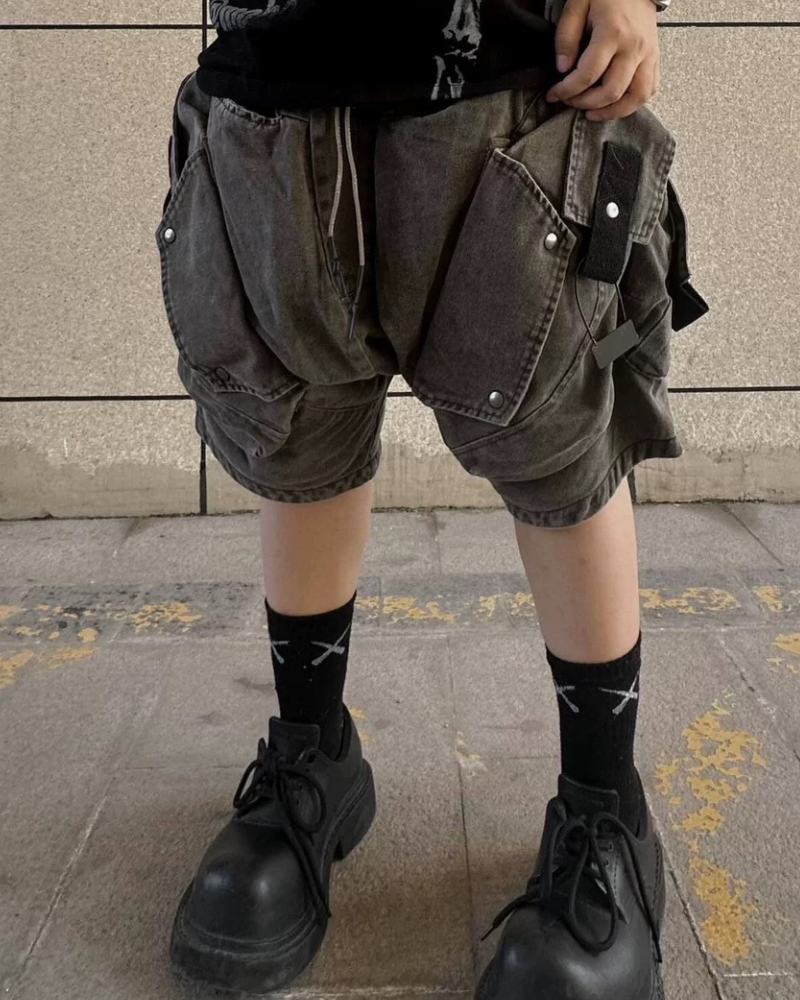 Wasteland Wear Functional Multi-Pocket Cargo Shorts