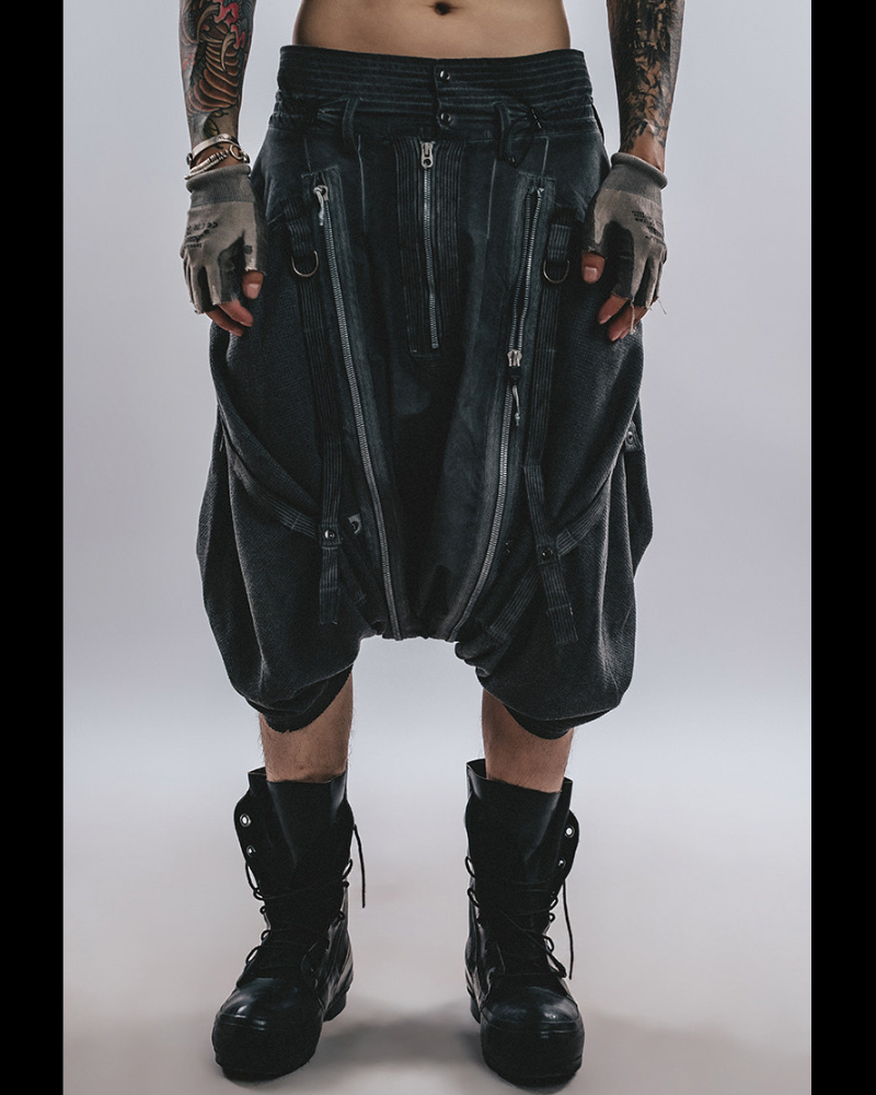 Wasteland Deconstructed Variable Style Baggy Shorts